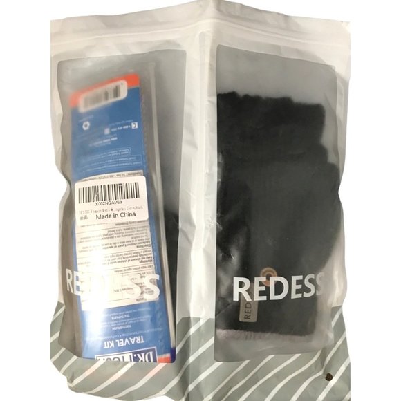 VACATION TRAVEL KIT REDESS GLOVE FINGERLESS MITTEN GLOVE AND DR FRESH MOUTH TRAV - Picture 4 of 4